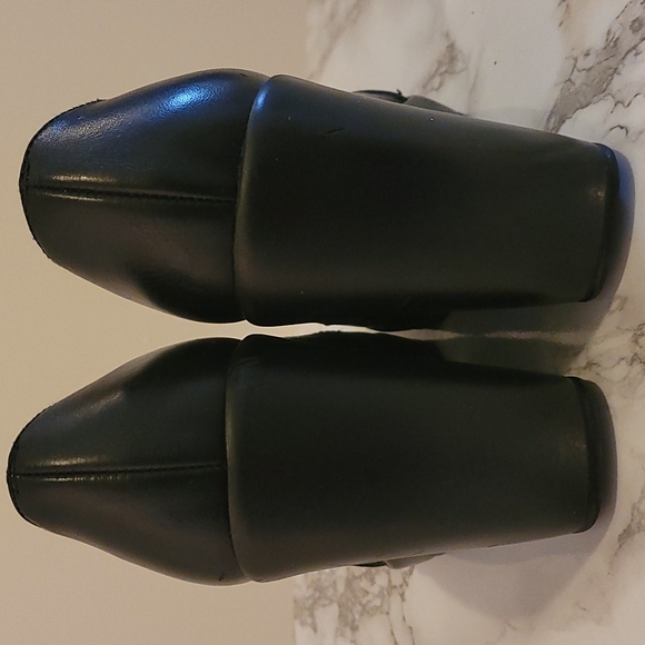 GUC- BEBE Blaxk Women's Wedge Ancle Leather Boots with Slver Studs! Size: 38 - Picture 4 of 7